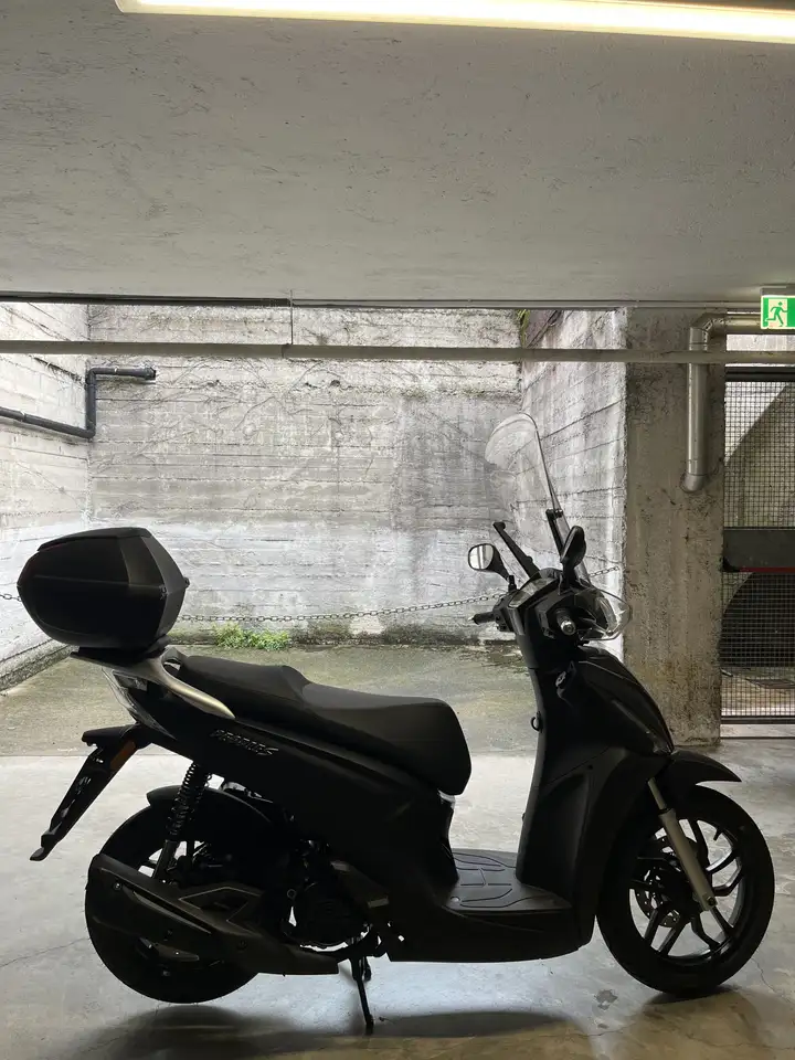 Kymco People S 200i