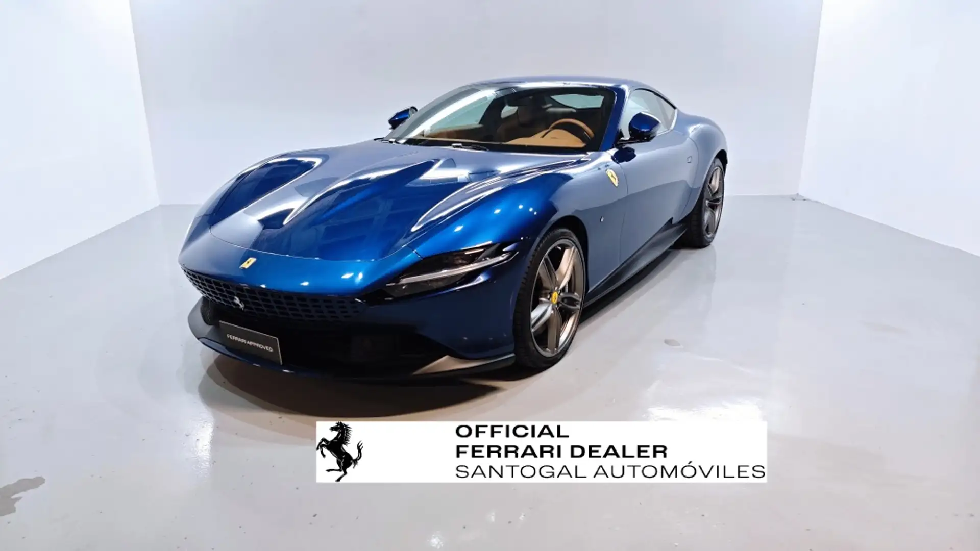 Ferrari Roma Azul - 1