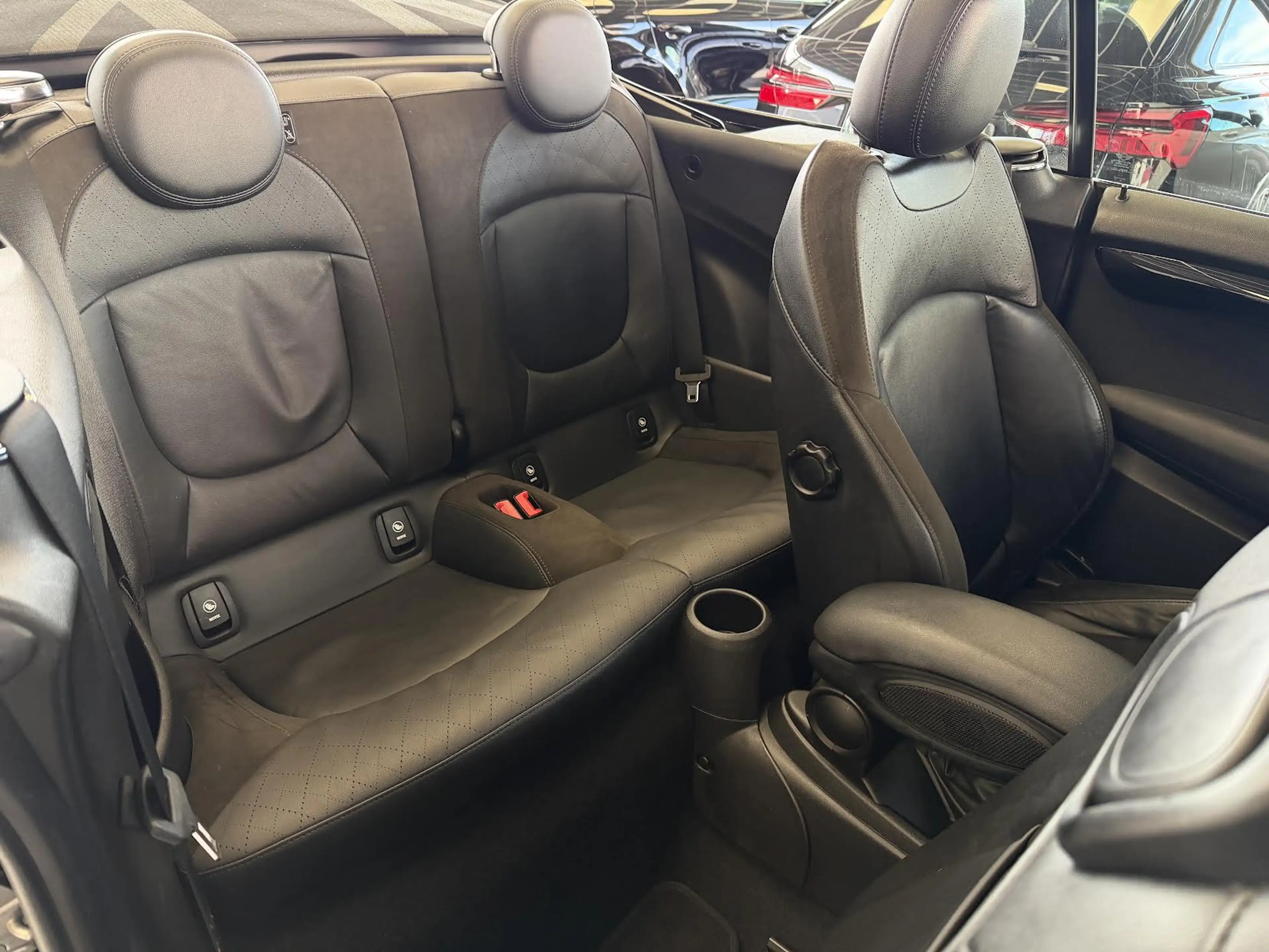 MINI Cooper S Cabrio Cooper S°NAVI°LED°PDC°BLUETOOTH°ALLBLACK° — photo 15