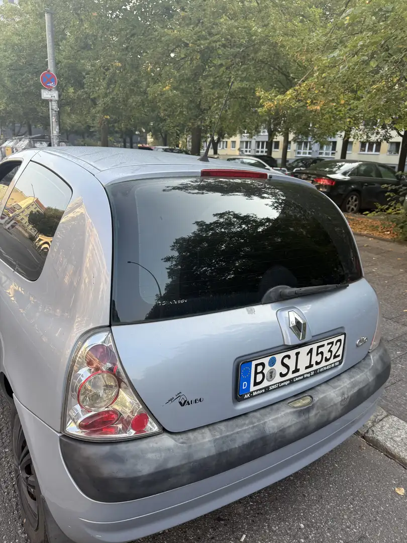Renault Clio 1.4 16V  Benzin - 2