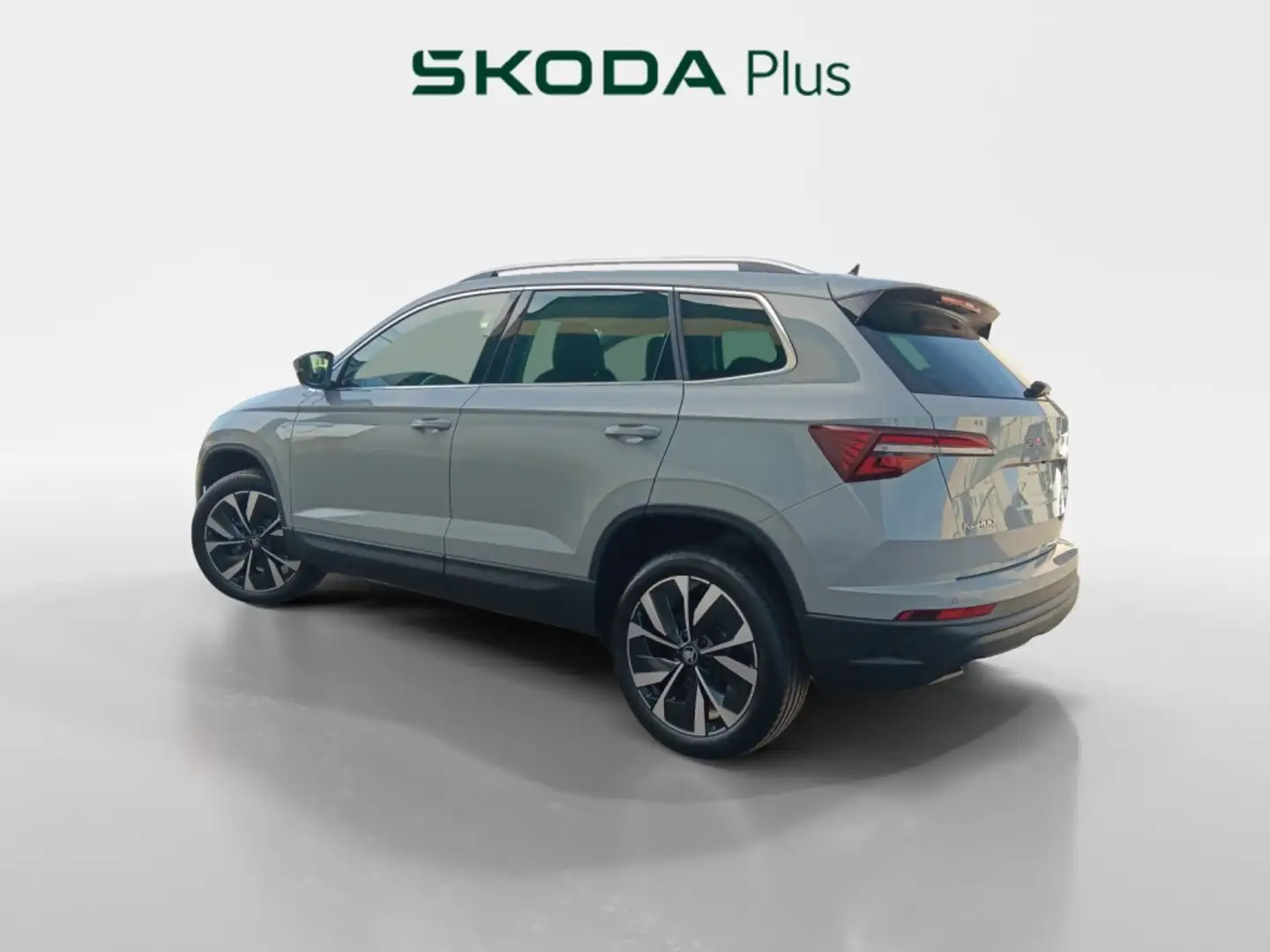 Skoda Karoq SELECTION 1,5 TSI 110 KW (150 CV) MANUAL 6 VEL. Gris - 2