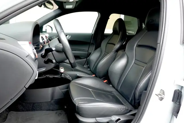 Audi S1 view 9