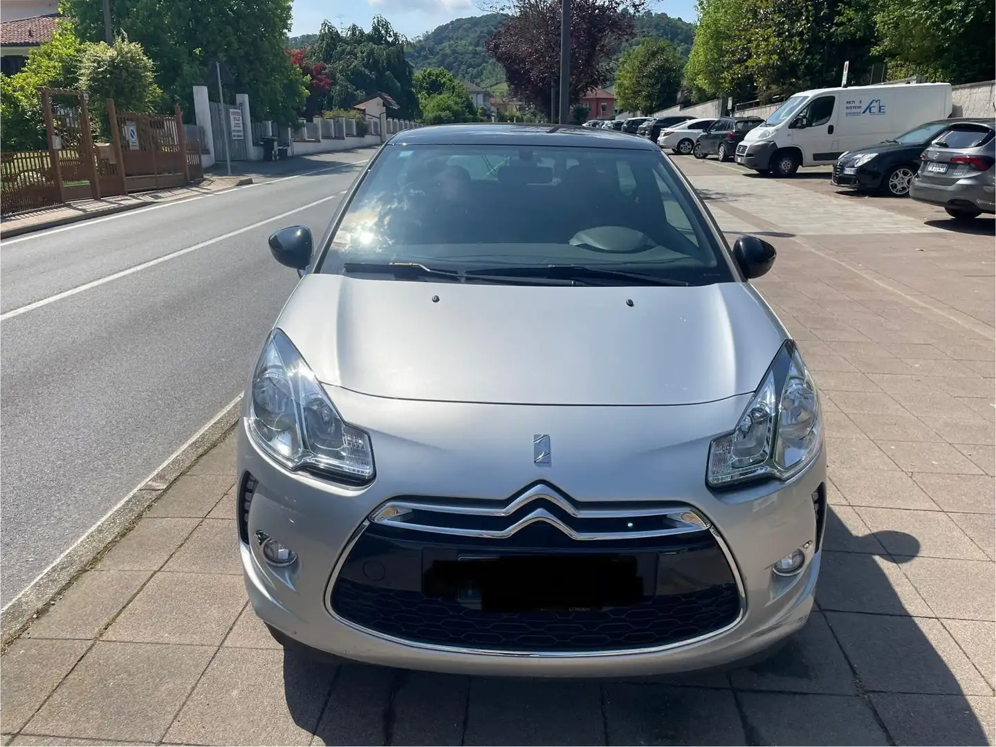Citroen DS3 DS3 1.2 vti Just Black c/clima 82cv Argento - 1