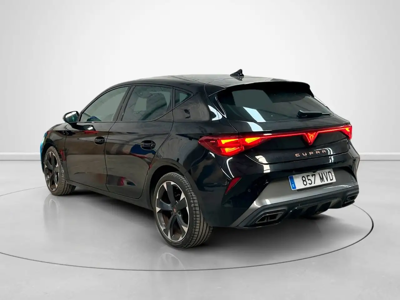 2024 CUPRA Leon 1.5 eTSI 110 DSG, photograph 5