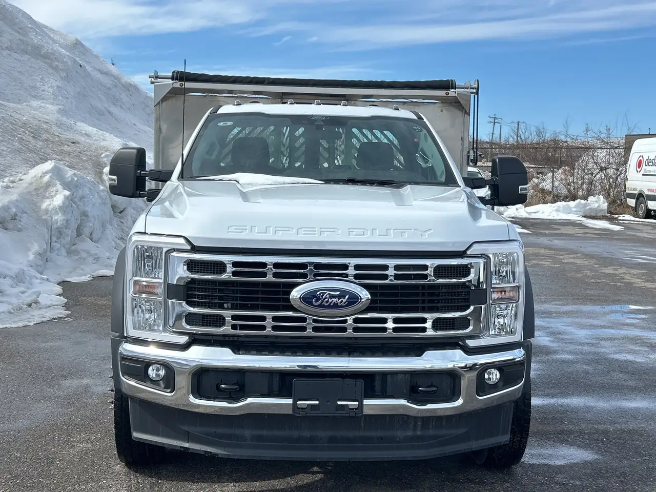 Ford F-550 Super Duty снимка Ford F-550 Super Duty