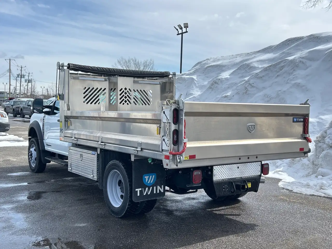 Ford F-550 Super Duty снимка Ford F-550 Super Duty