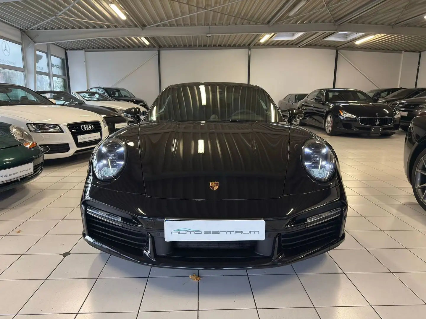 Porsche 992 Turbo APPROVED/ Schiebedach/ SEHR gepflegt Noir - 2