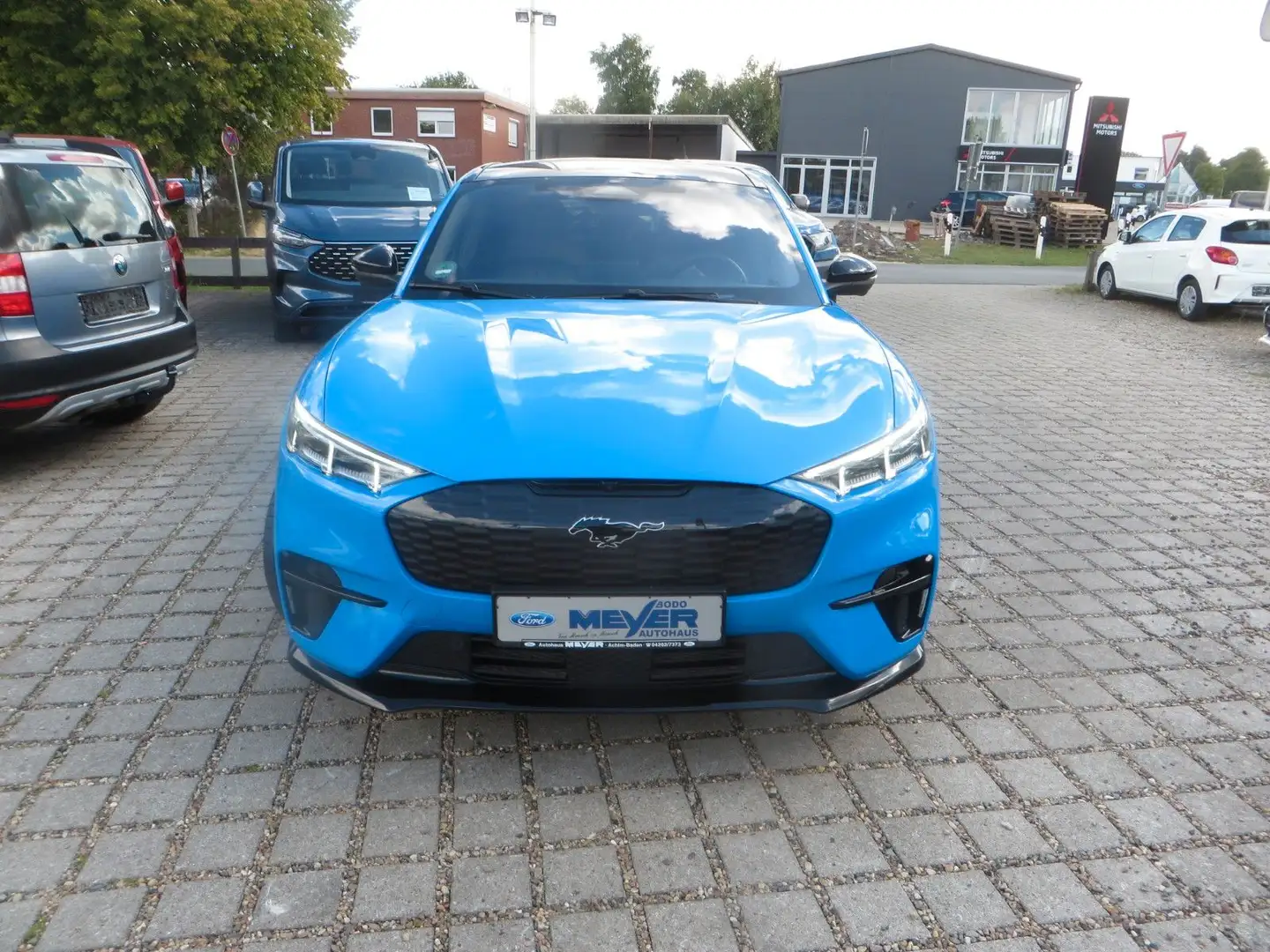 Ford Mustang Mach-E GT AWD Blau - 2