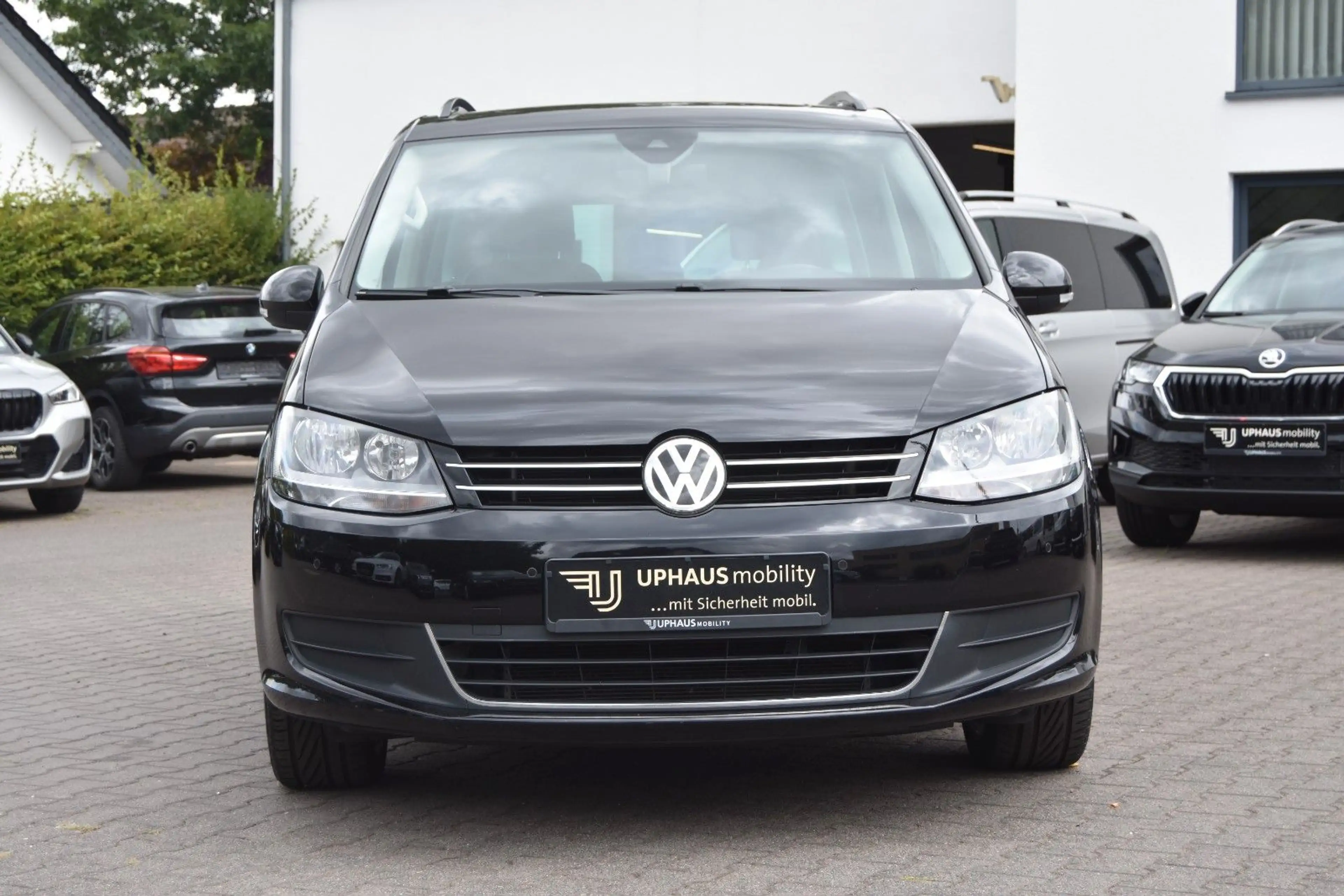 Volkswagen Sharan 2.0TDI DSG PANO/DYNAUDIO/NAVI/AHK — photo 5