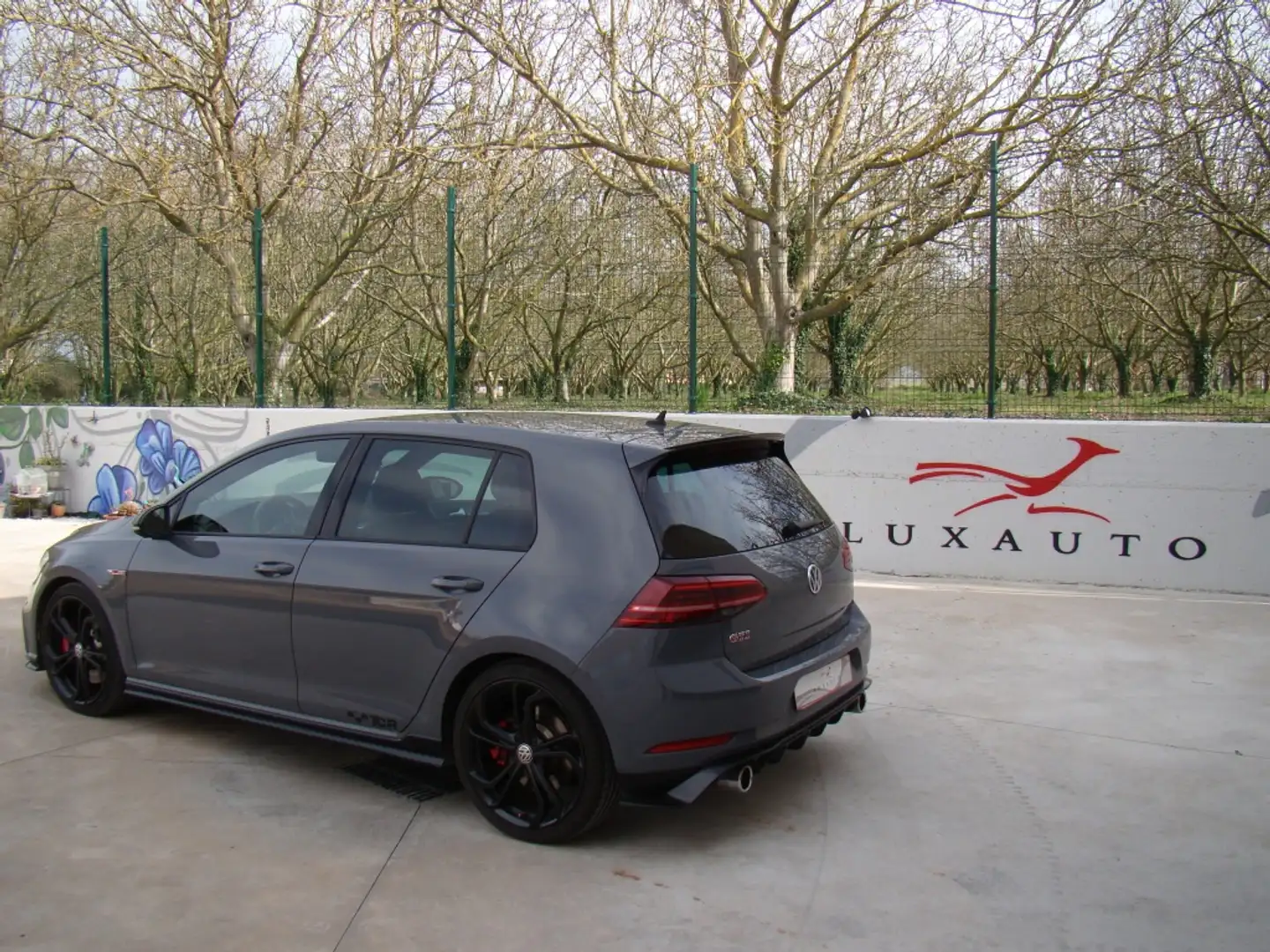 Volkswagen Golf GTI 2.0 TSI TCR DSG7 213kW Gris - 2