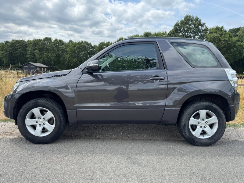 Suzuki Grand Vitara 1.6 Exclusive dealer onderhouden|climate control|t — photo 3