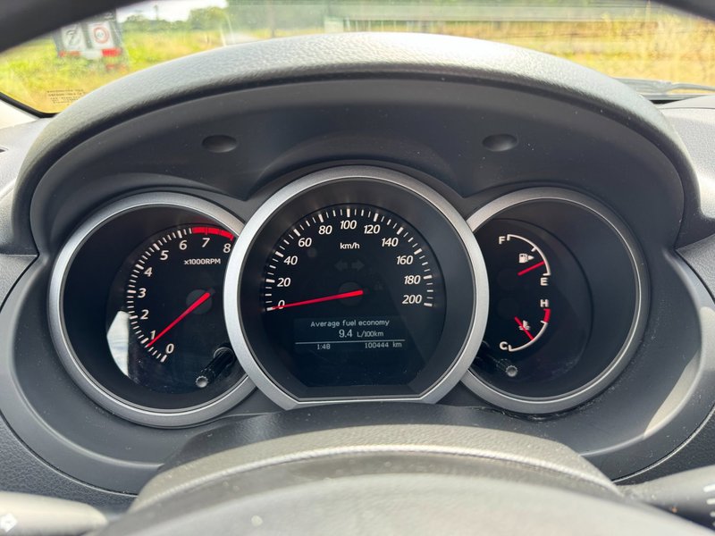 Suzuki Grand Vitara 1.6 Exclusive dealer onderhouden|climate control|t — photo 12
