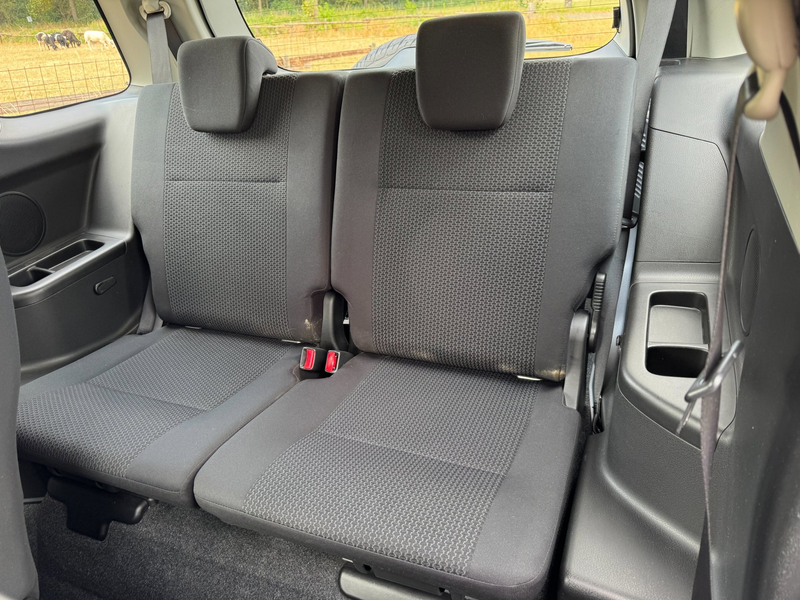 Suzuki Grand Vitara 1.6 Exclusive dealer onderhouden|climate control|t — photo 8
