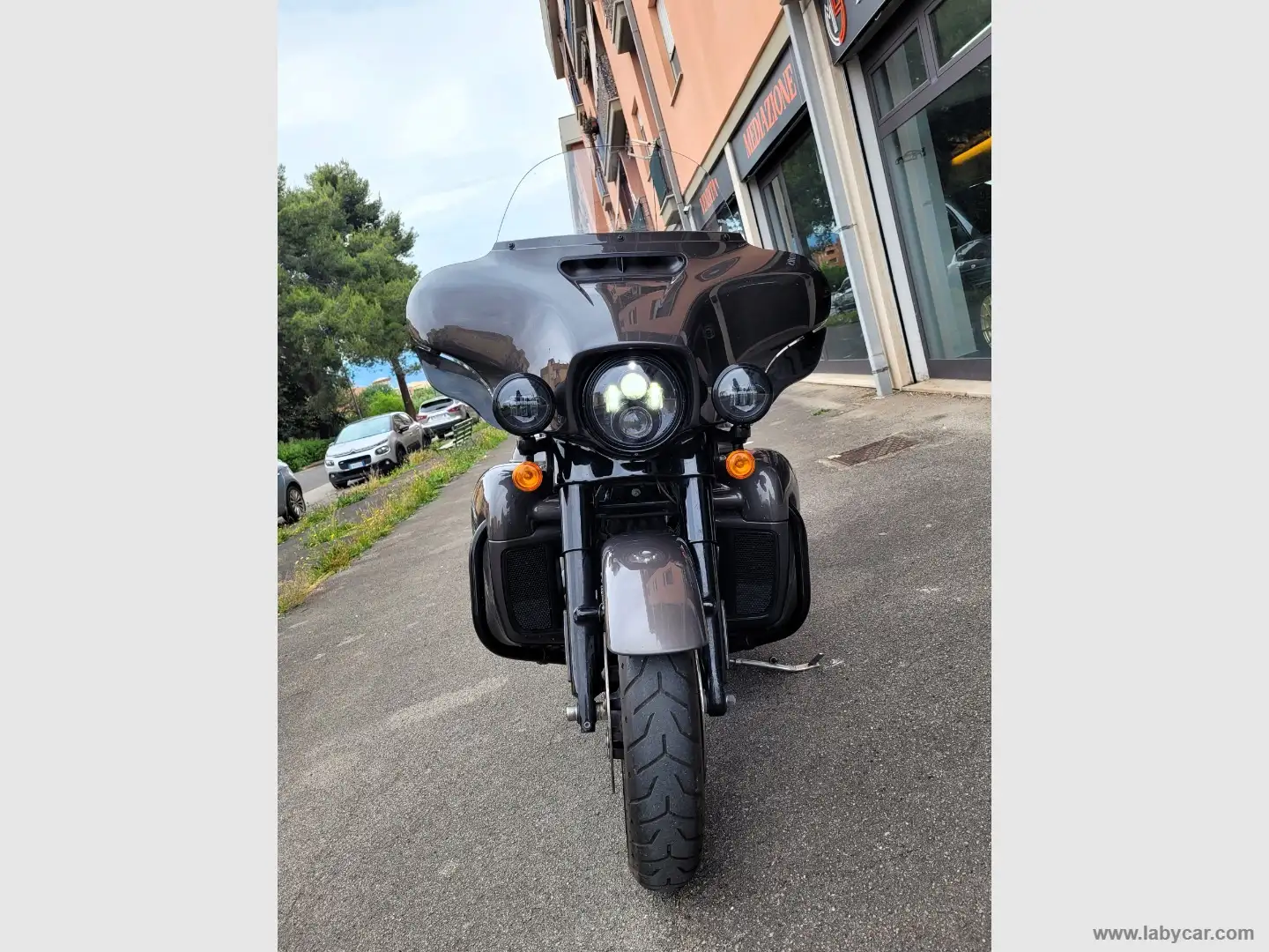 Harley-Davidson Ultra Limited ULTRA LIMITED 114 FLHTK 2023*CERTIFICATA*P.CONSEGN Šedá - 2