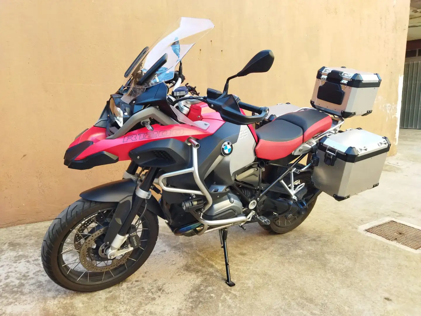 BMW R 1200 GS Adventure Rosso - 1