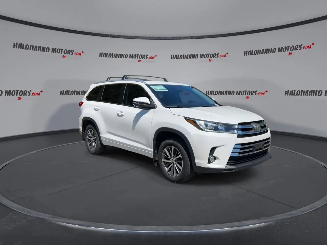 Toyota Highlander снимка Toyota Highlander
