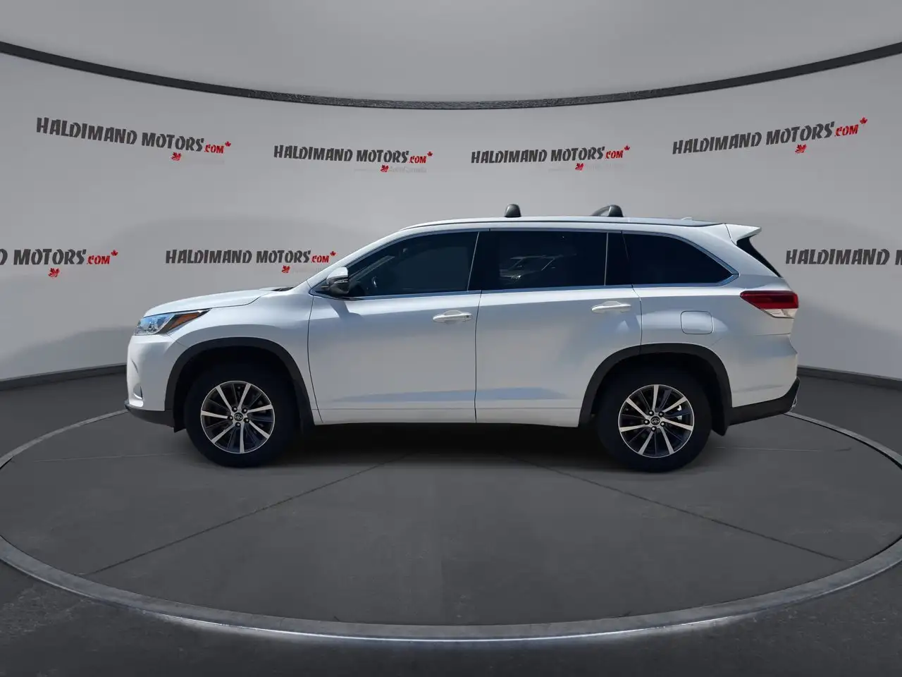 Toyota Highlander снимка Toyota Highlander
