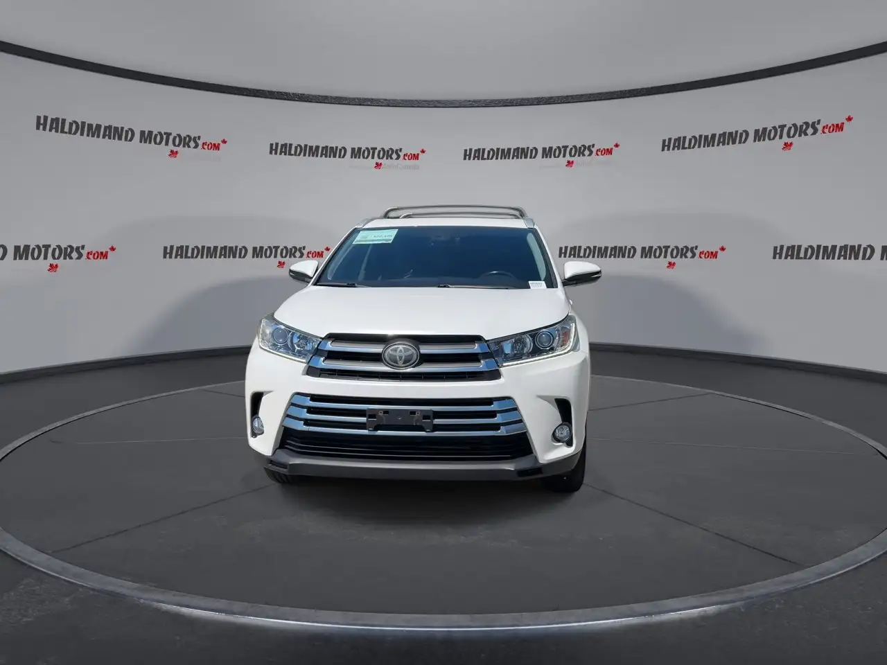 Toyota Highlander снимка Toyota Highlander