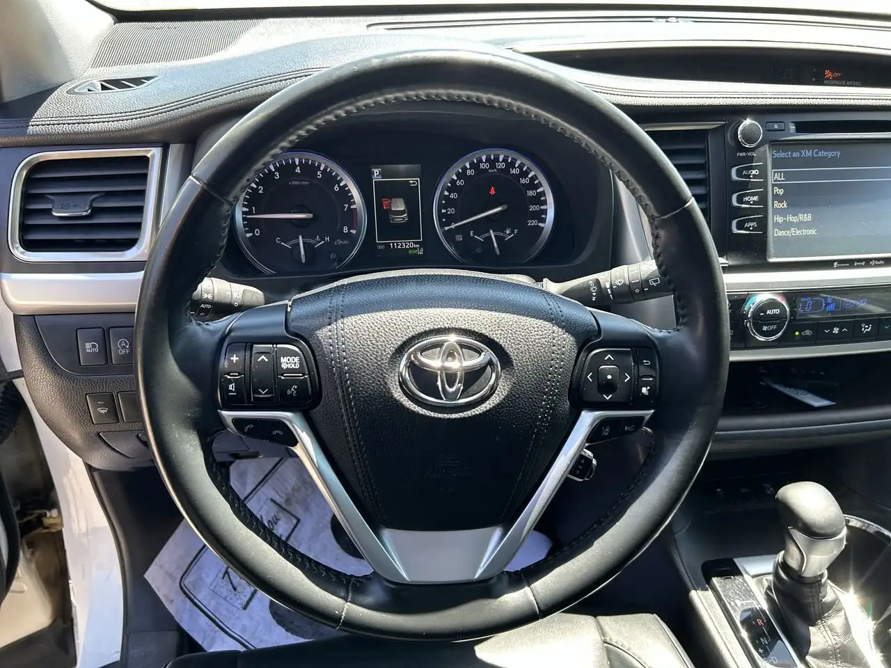 Toyota Highlander снимка Toyota Highlander