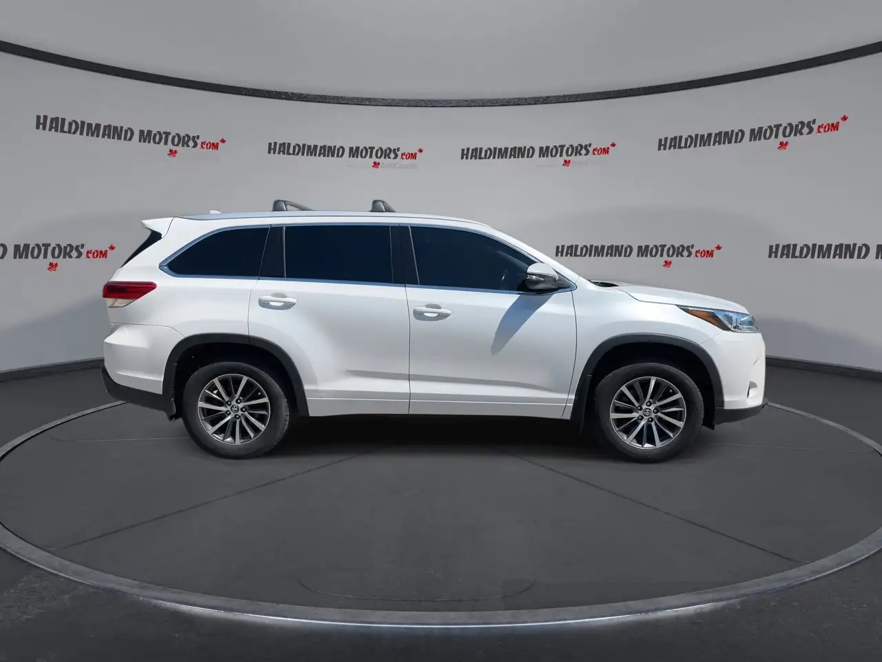 Toyota Highlander снимка Toyota Highlander