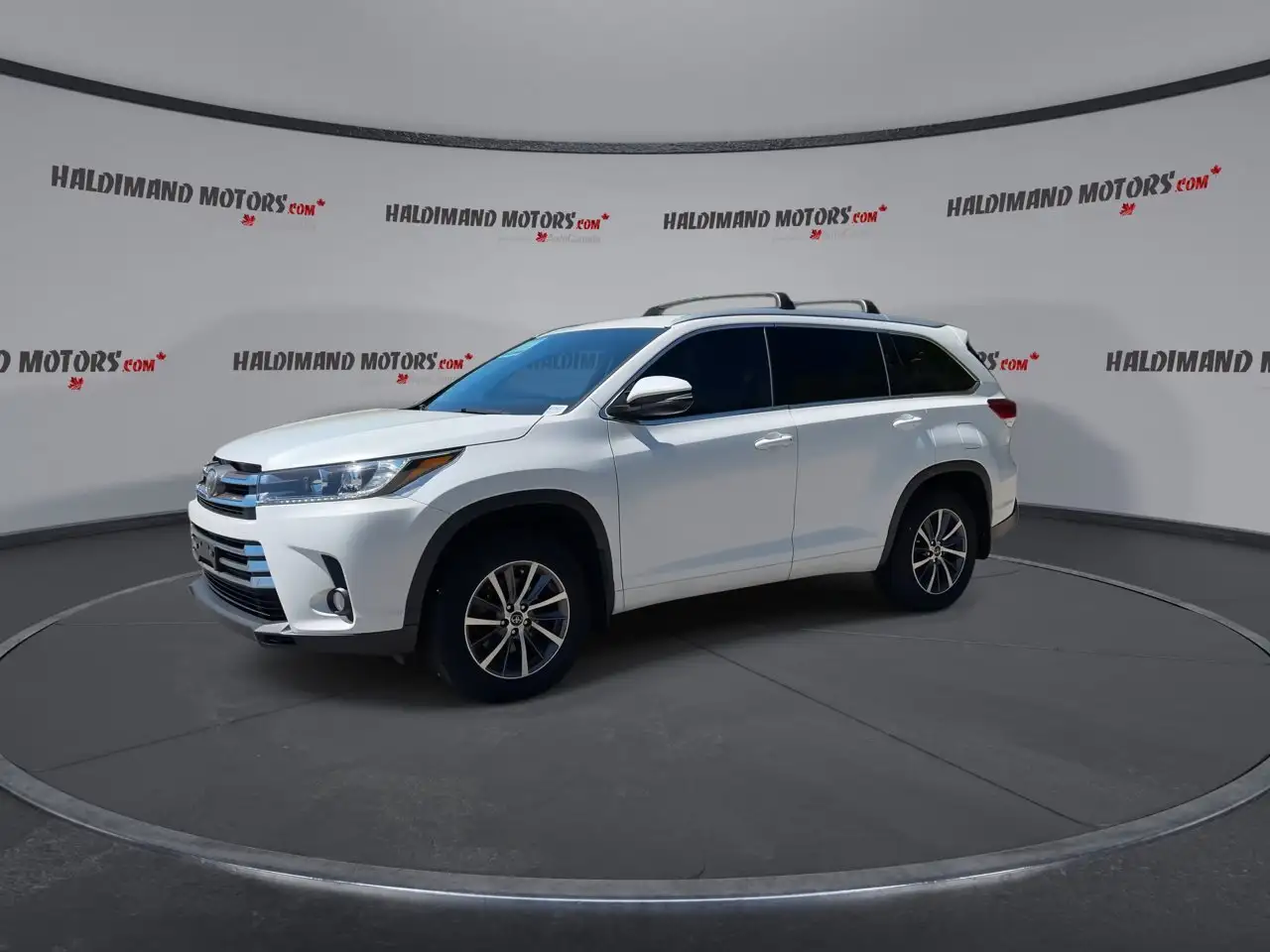 Toyota Highlander снимка Toyota Highlander
