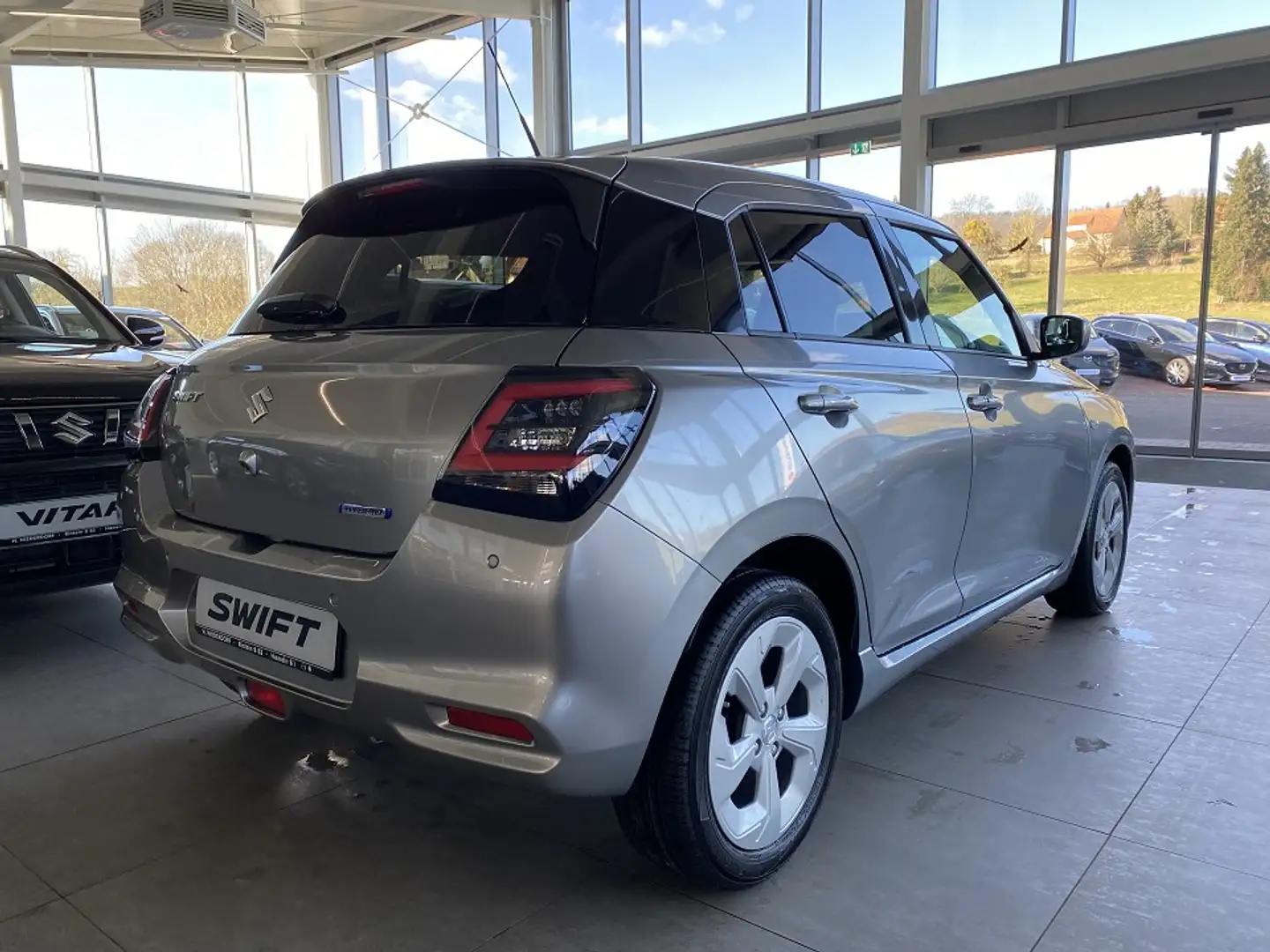 Suzuki Swift 1.2 Comfort Hybrid Silber - 2