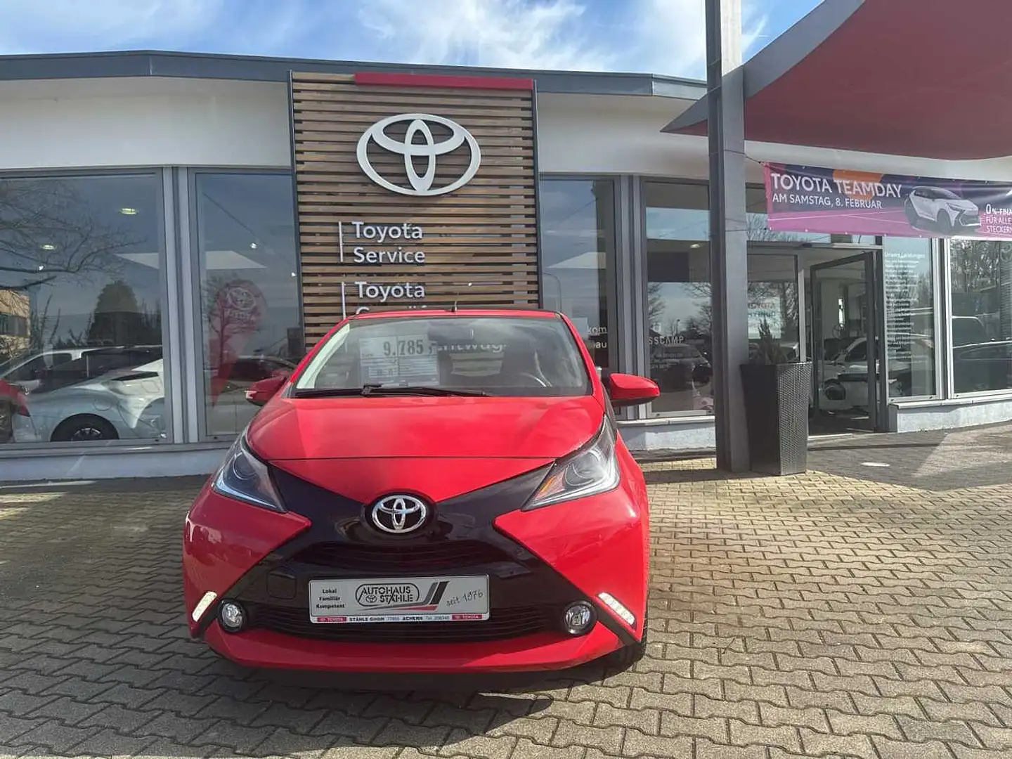 Toyota Aygo 5-Türer x-Wave RFK, Klima, NSW Rot - 1