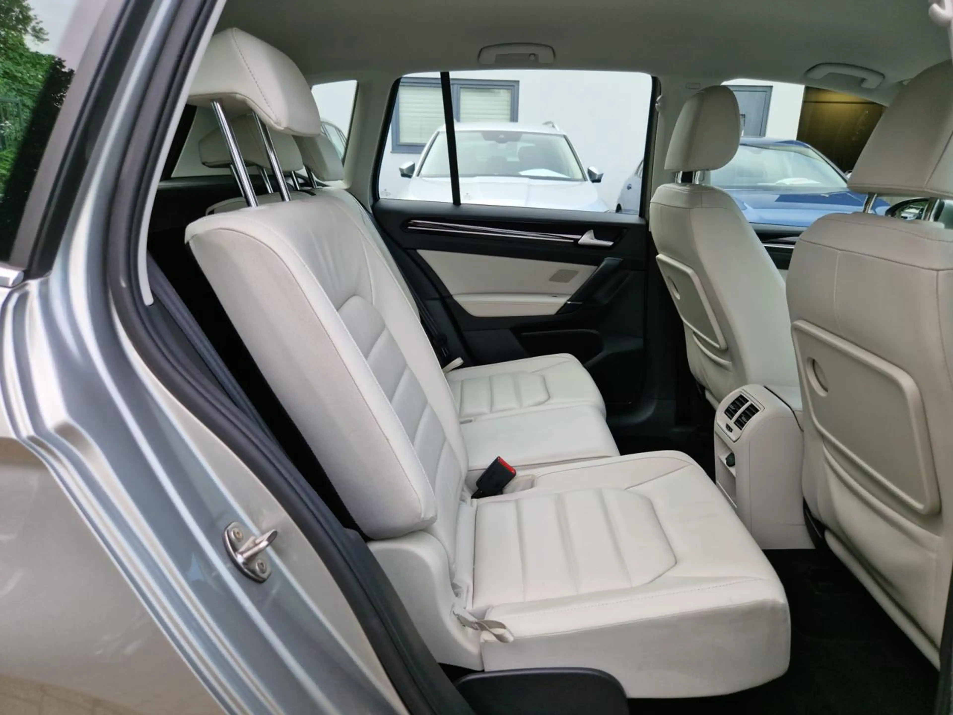 Volkswagen Golf Sportsvan 1.4 TSI Highline — photo 12