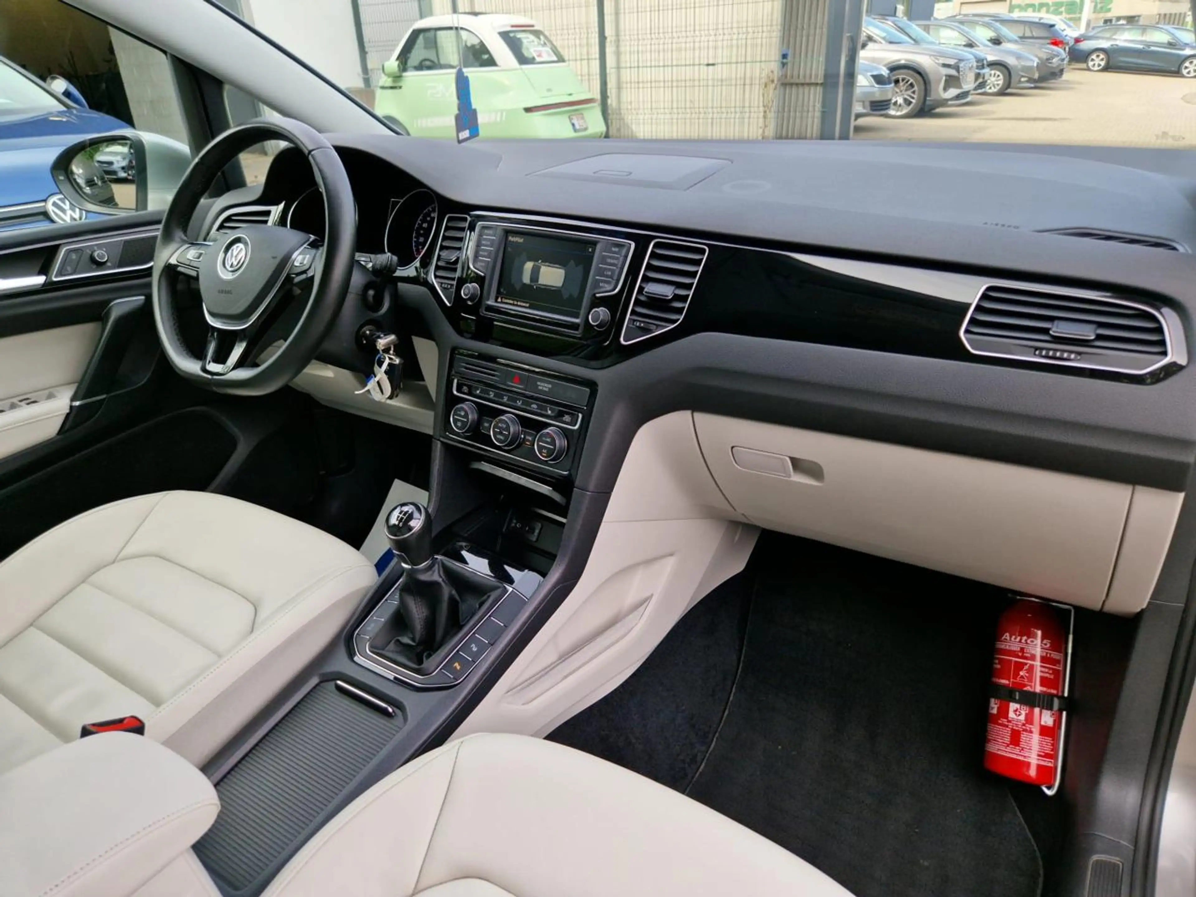 Volkswagen Golf Sportsvan 1.4 TSI Highline — photo 9
