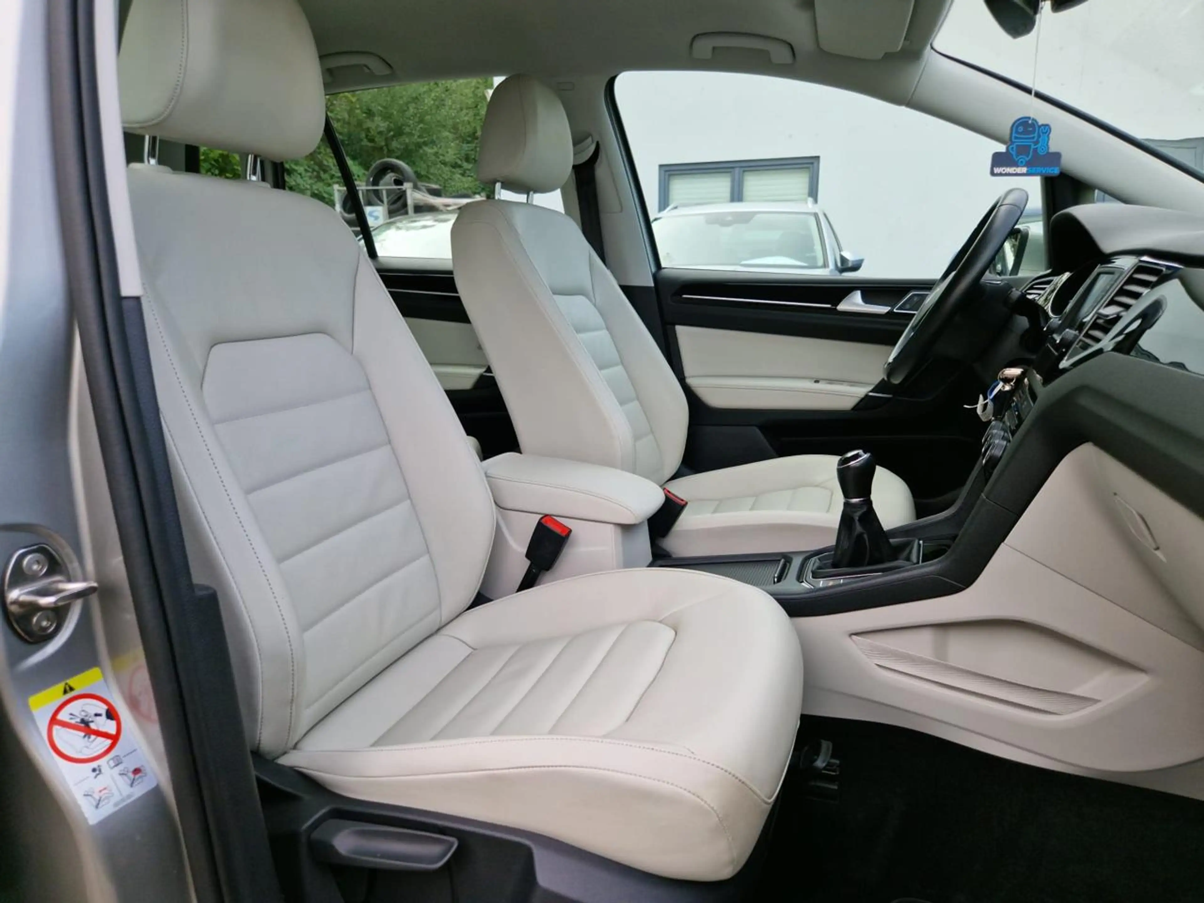 Volkswagen Golf Sportsvan 1.4 TSI Highline — photo 10
