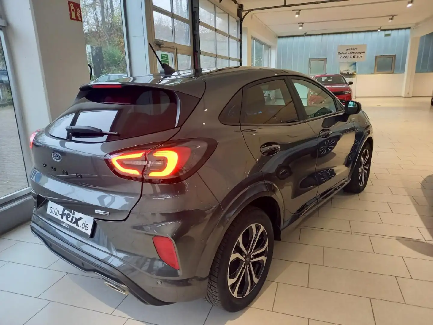 Ford Puma Puma ST-Line Grau - 2