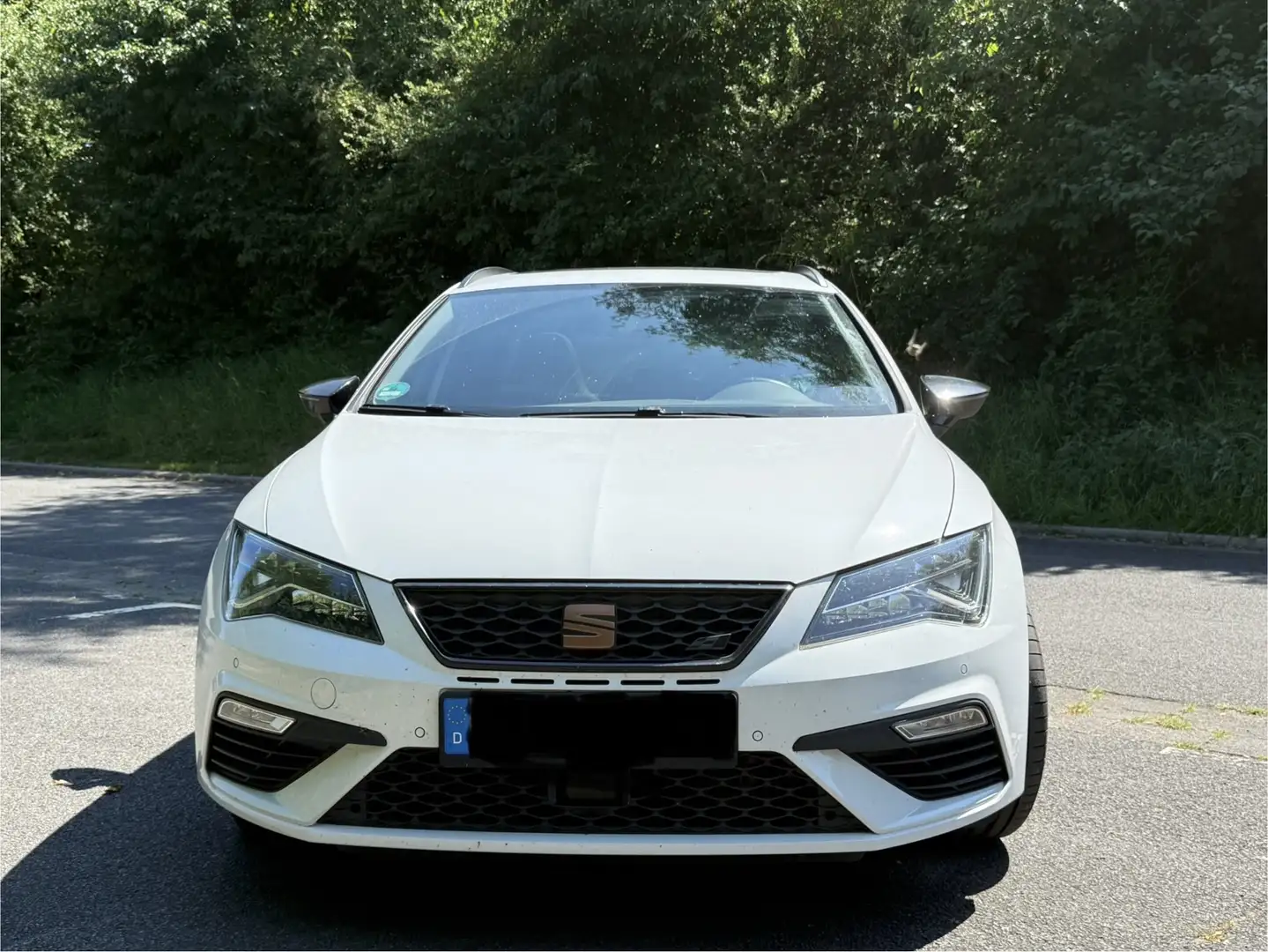 SEAT Leon Cupra 300 4Drive Weiß - 2