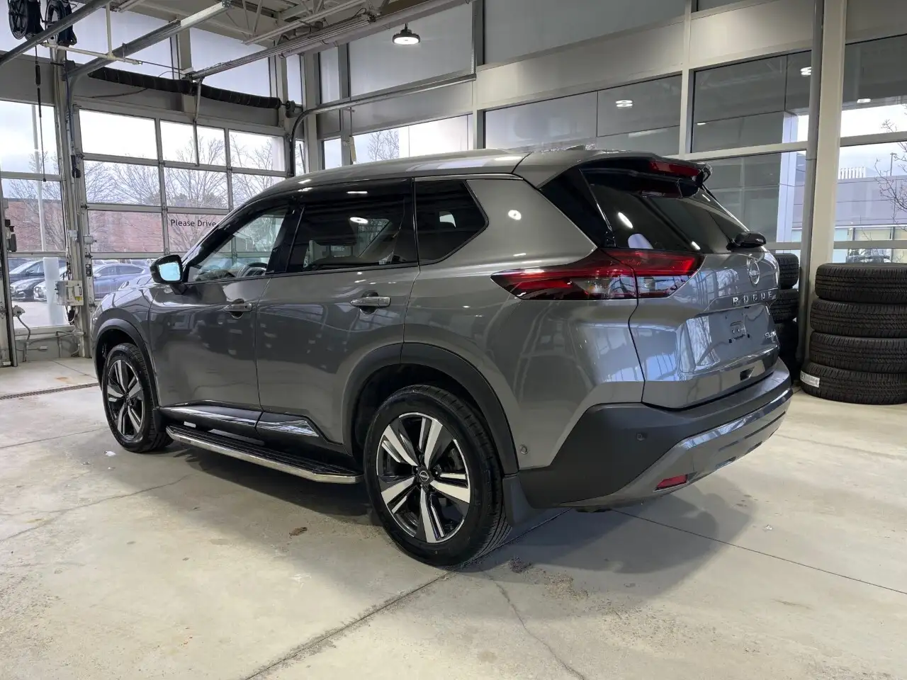 Nissan Rogue снимка Nissan Rogue
