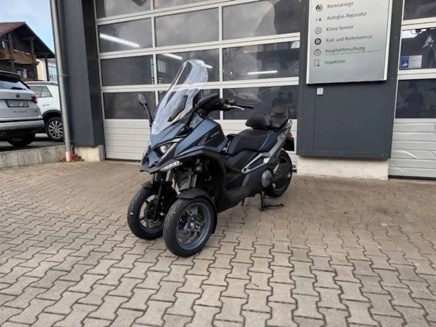 Kymco 550i ABS - 1