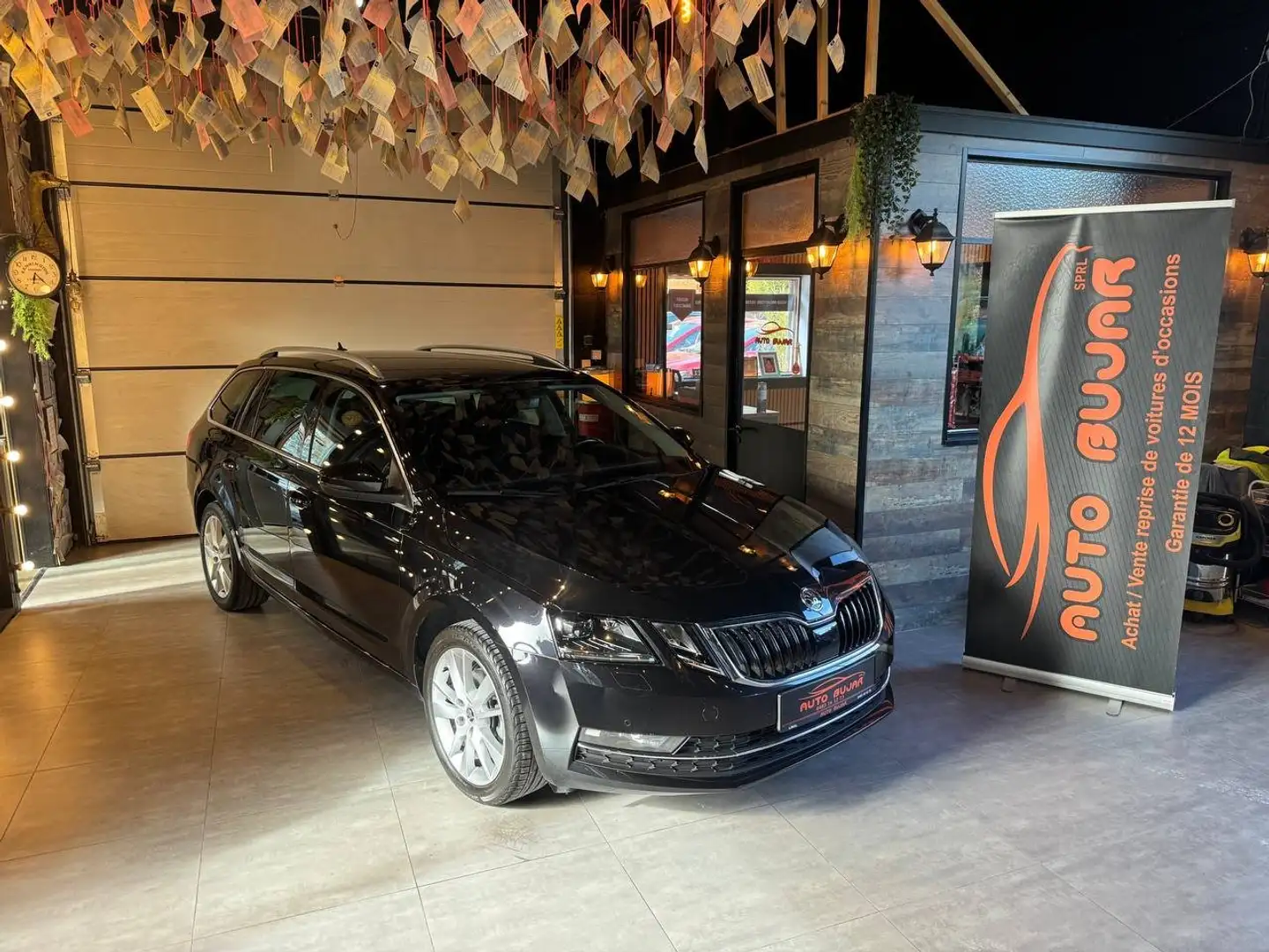 Skoda Octavia Octavia SW 1.0 TSI CAMERA / CARPLAY / FULL OPTIONS Zwart - 1