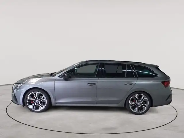 Skoda Octavia view 6