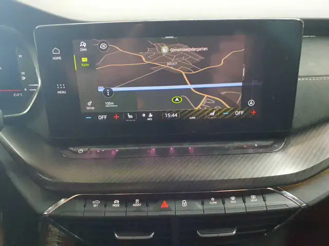 Skoda Octavia view 12