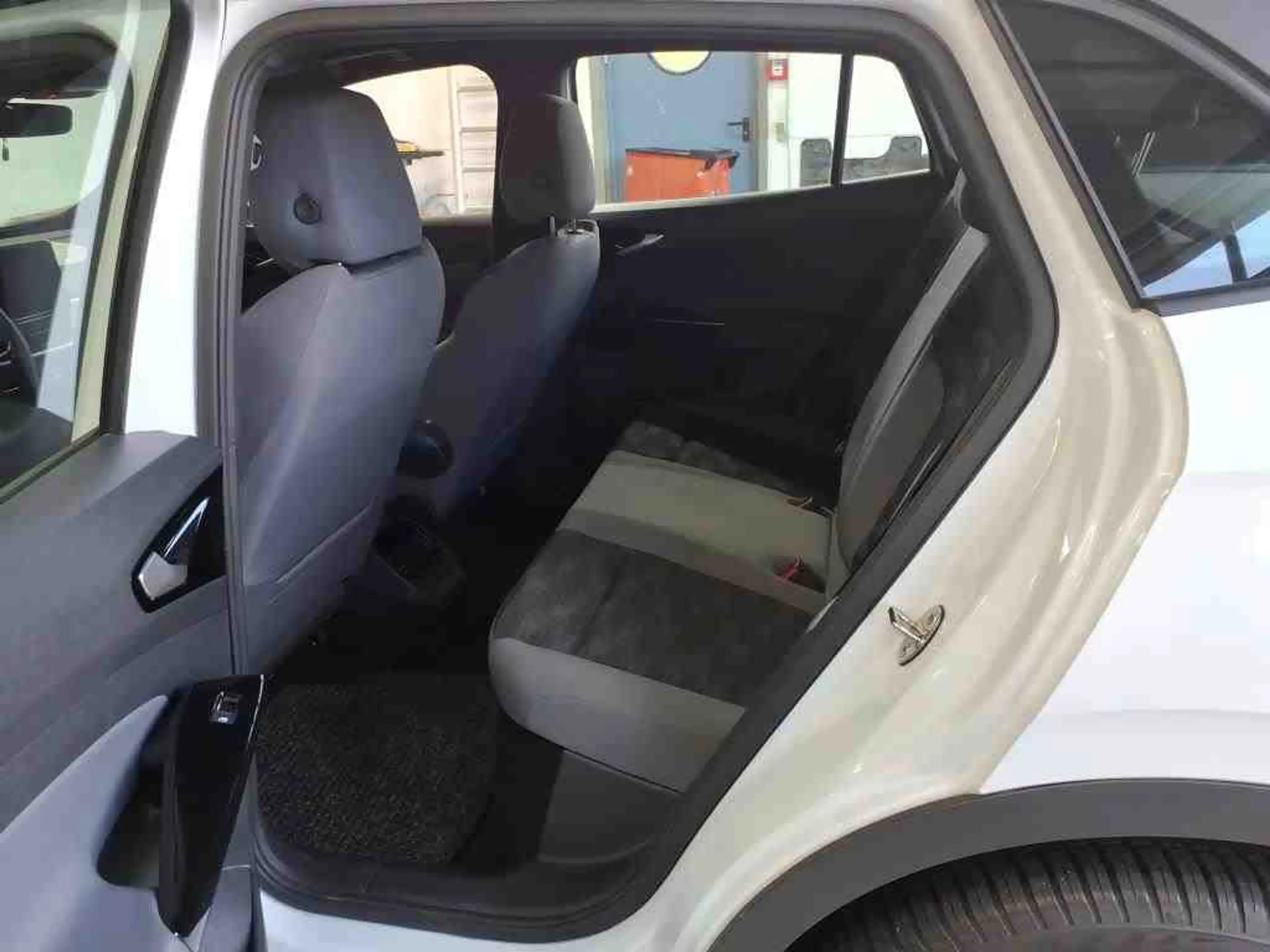 Volkswagen ID.4 Pro Performance / Navi, CarPlay, LED, AHK — photo 10