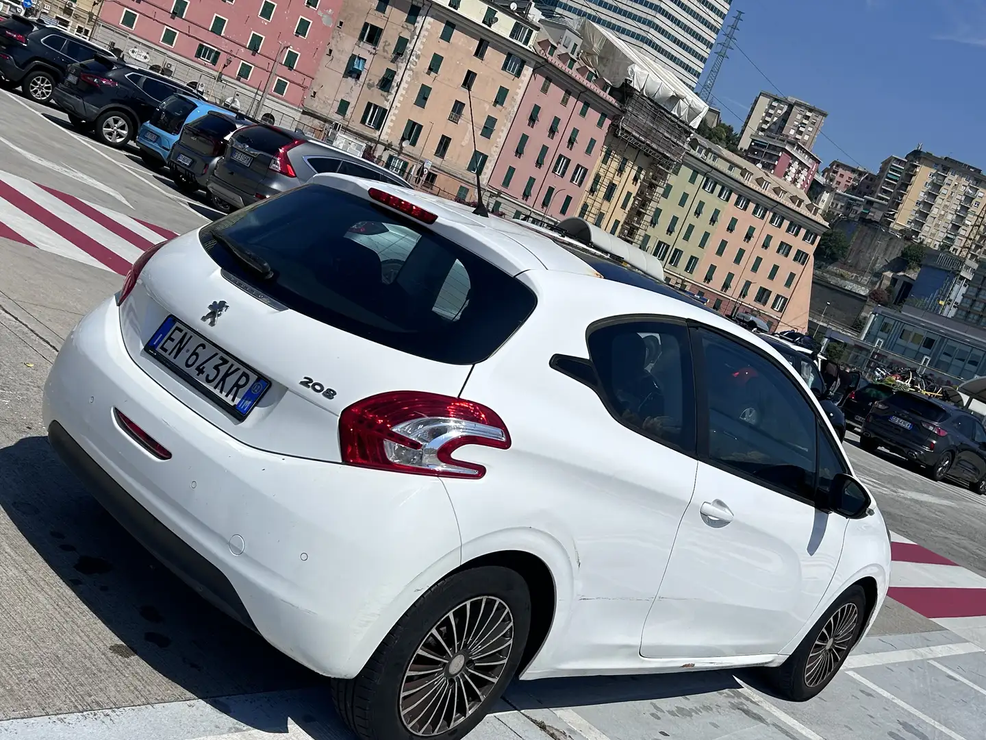 Peugeot 208 3p 1.4 vti 16v Allure - 1