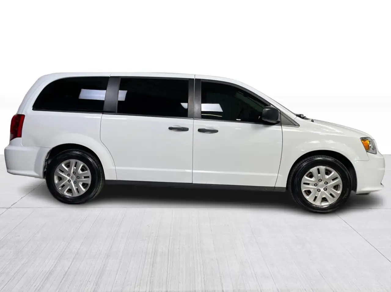 Dodge Grand Caravan снимка Dodge Grand Caravan
