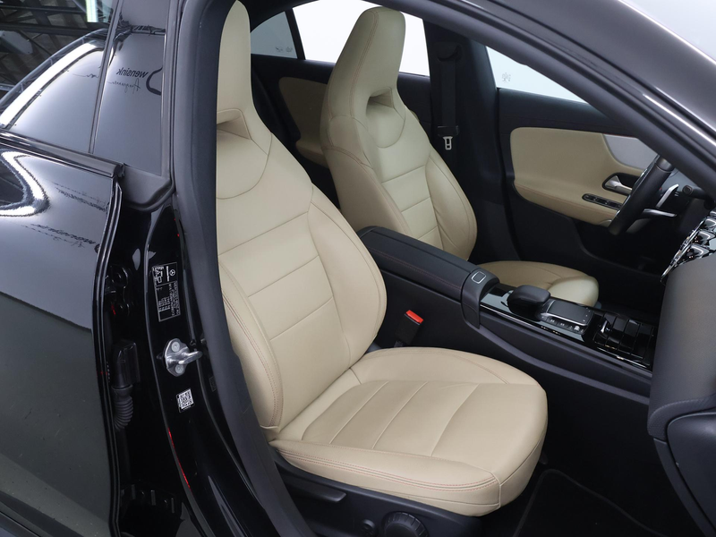Mercedes-Benz CLA 180 Business Solution AMG | Night | Panoramadak | Memo — photo 10
