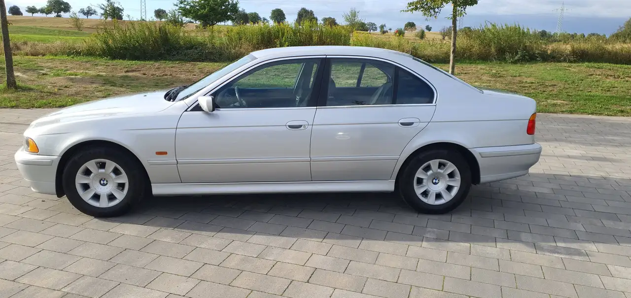 BMW 520i, foto 5