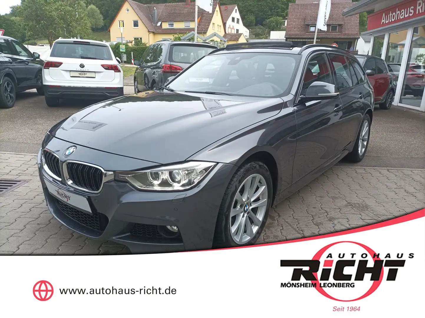 BMW 328 i xDrive Touring M Sport HUD Pano Navi SHZ Grijs - 1