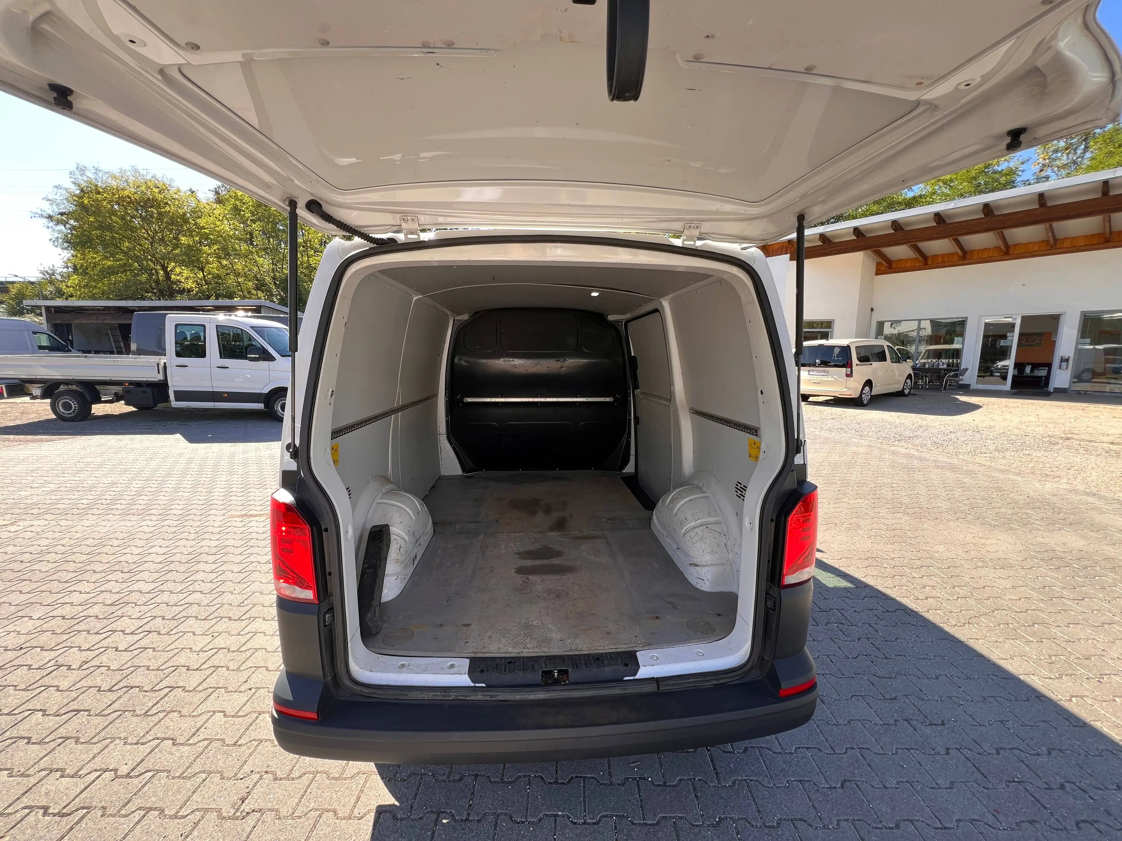 Volkswagen T6.1 Transporter T6.1 Transporter Kasten FWD Navi GRA Kamera .... — photo 13