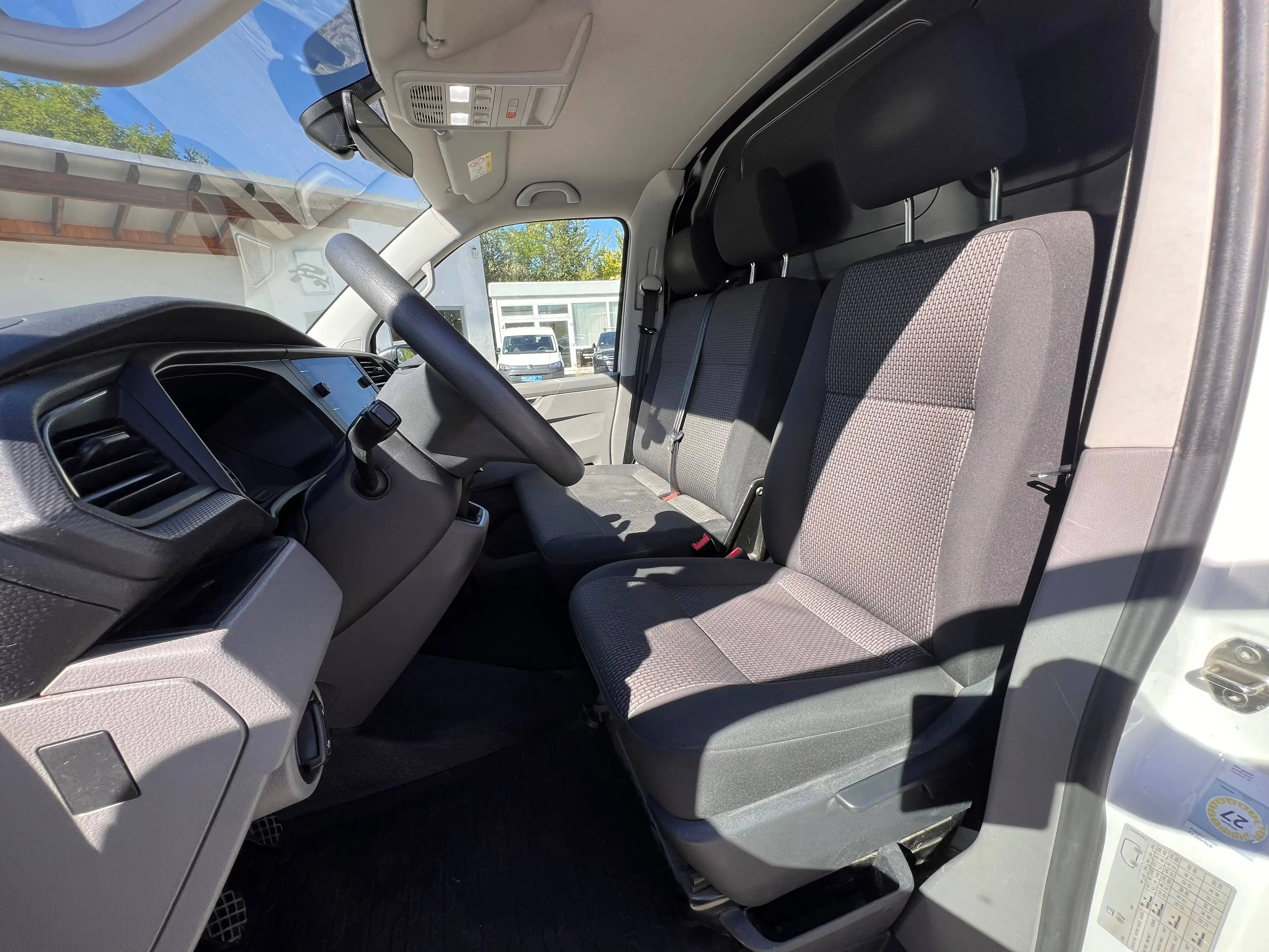 Volkswagen T6.1 Transporter T6.1 Transporter Kasten FWD Navi GRA Kamera .... — photo 14