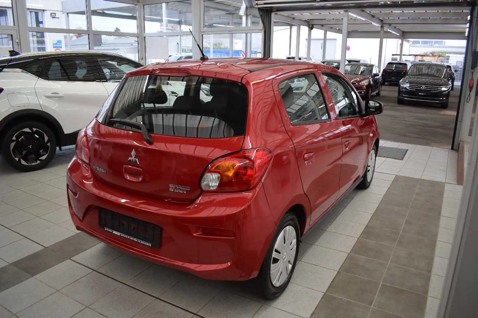 Mitsubishi Space Star Edition 1.0 MIVEC 5-Gang Rot - 2