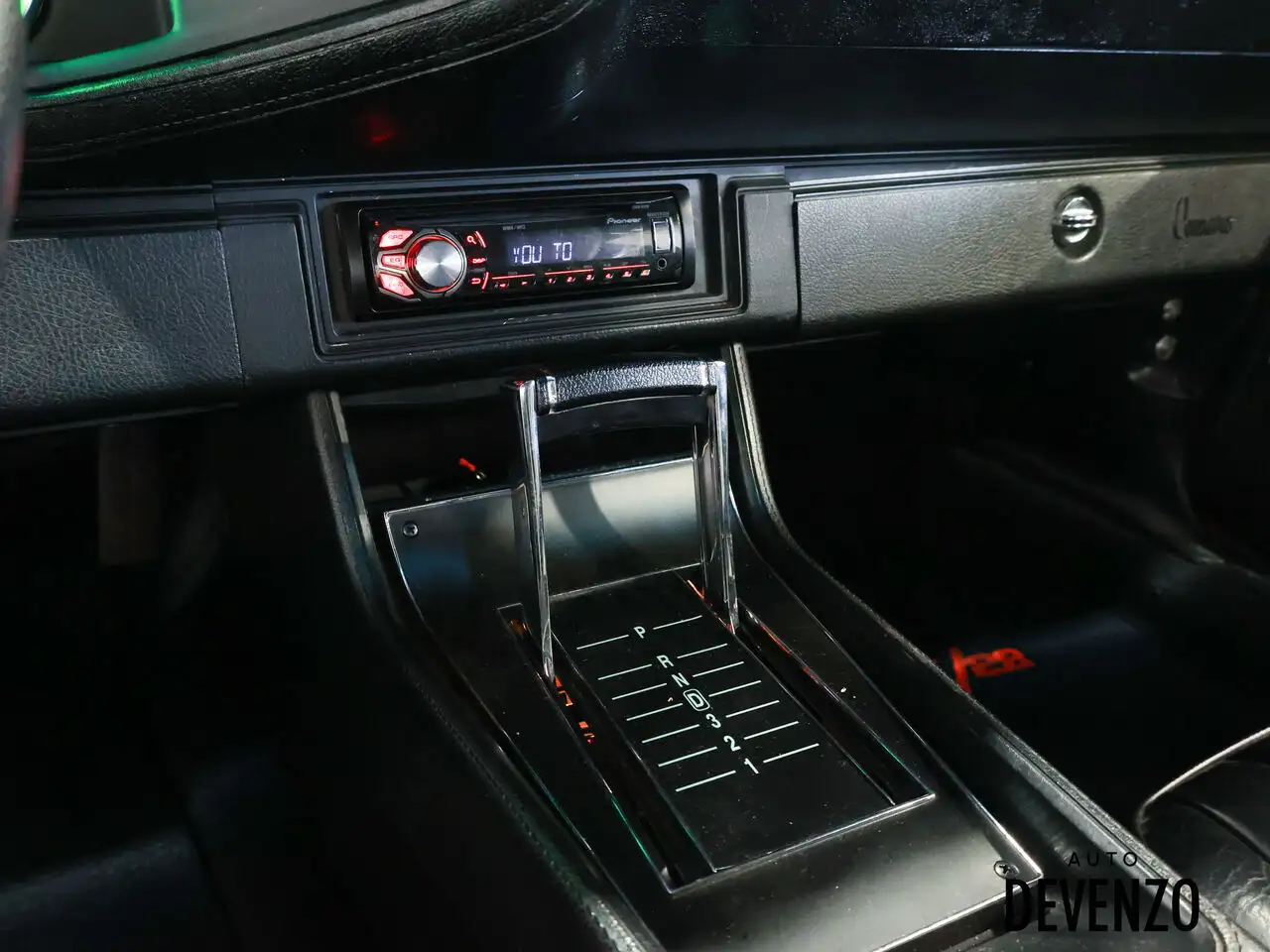 Chevrolet Camaro снимка Chevrolet Camaro