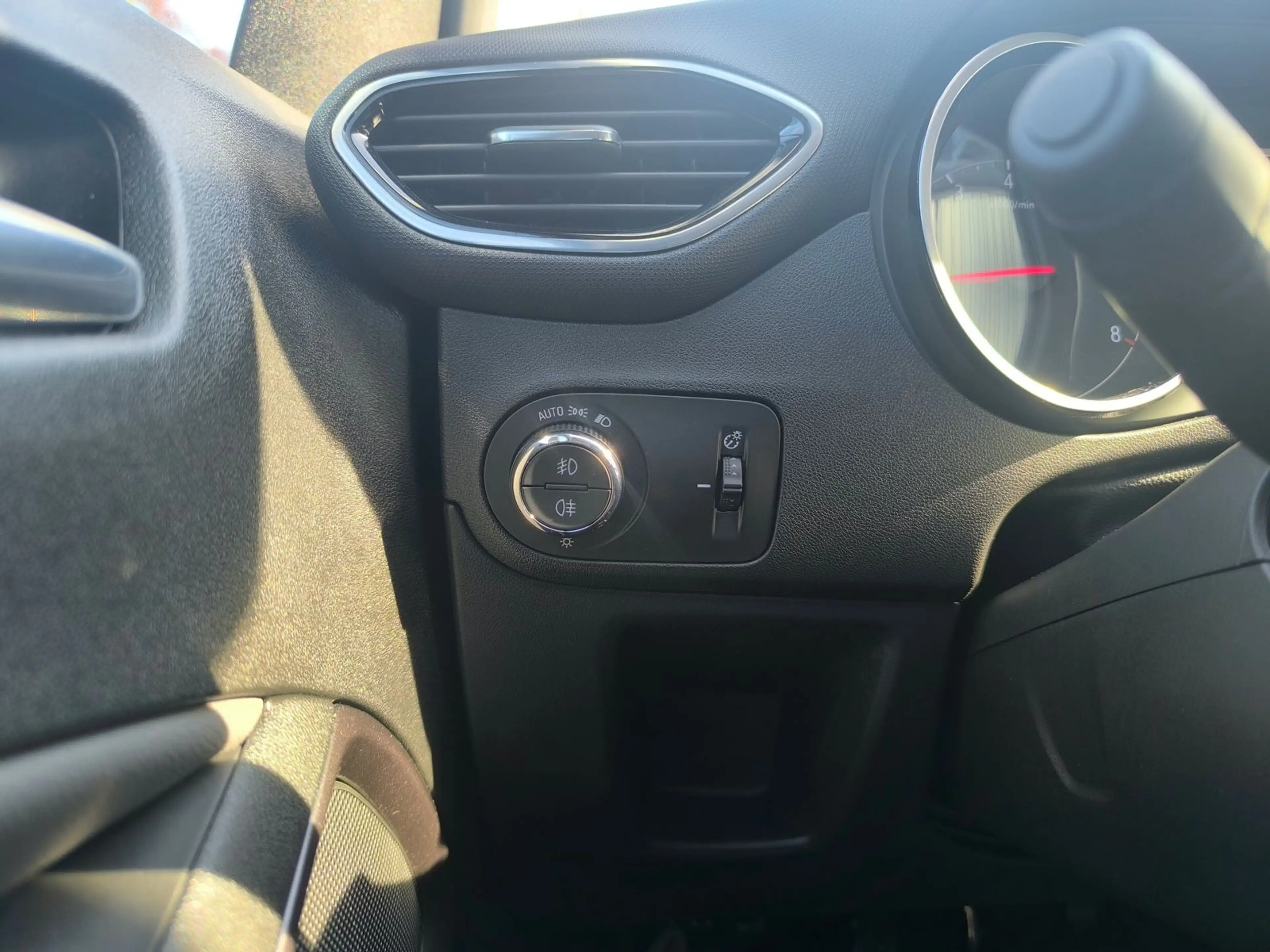 Opel Crossland X LED°PDC V+H°Sthz°Lenk.Heiz°DAB°BT°Na — photo 15