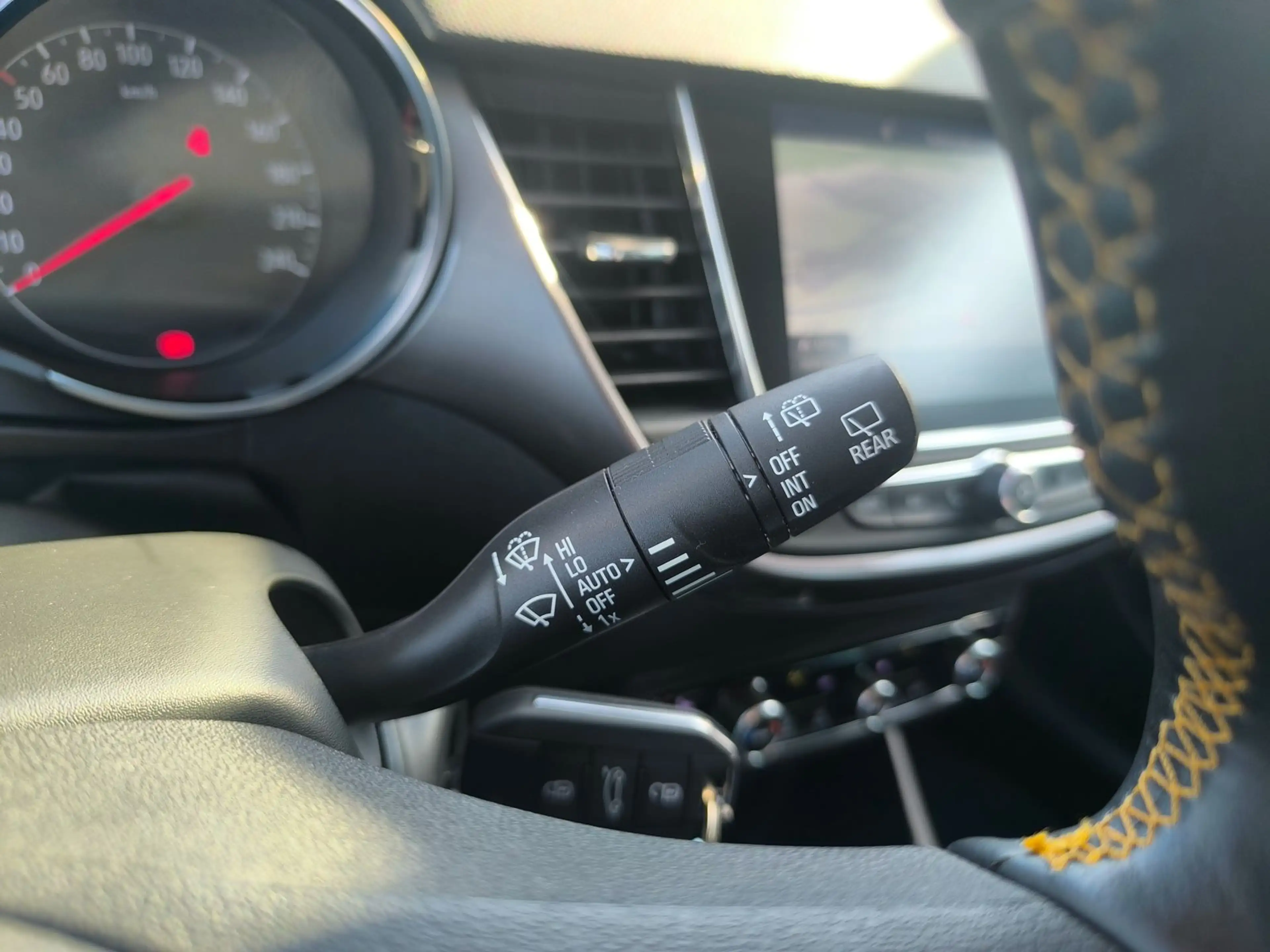 Opel Crossland X LED°PDC V+H°Sthz°Lenk.Heiz°DAB°BT°Na — photo 12