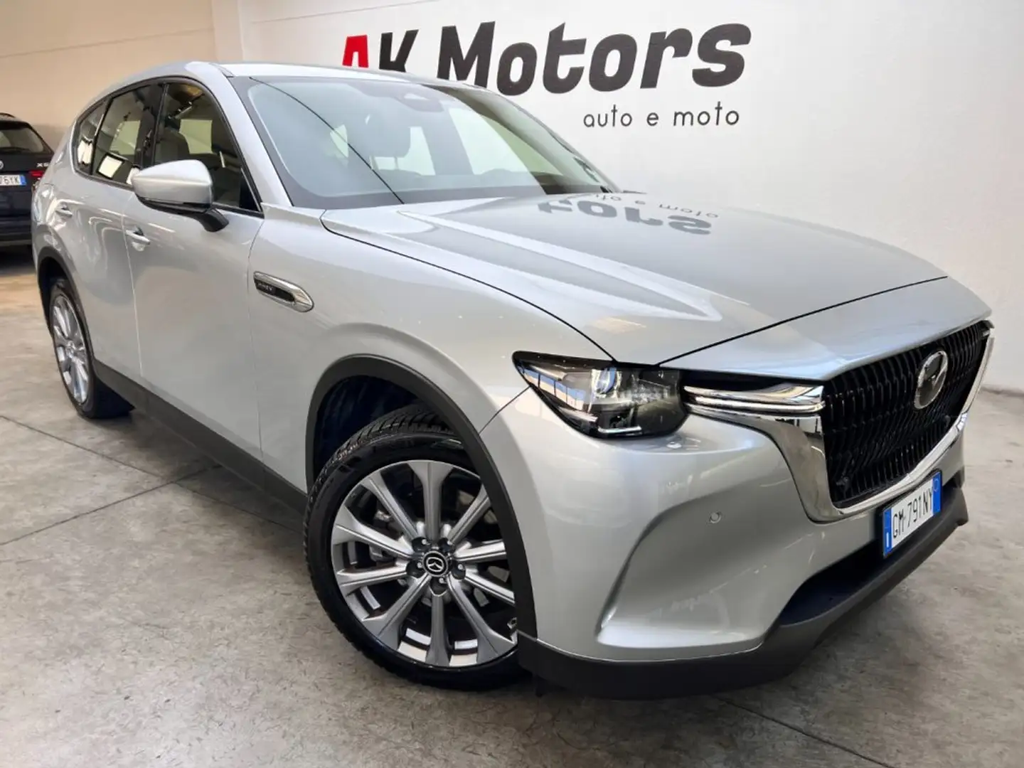 Mazda CX-60 2.5L e-Skyactiv G PHEV AWD Exclusive Line Stříbrná - 1